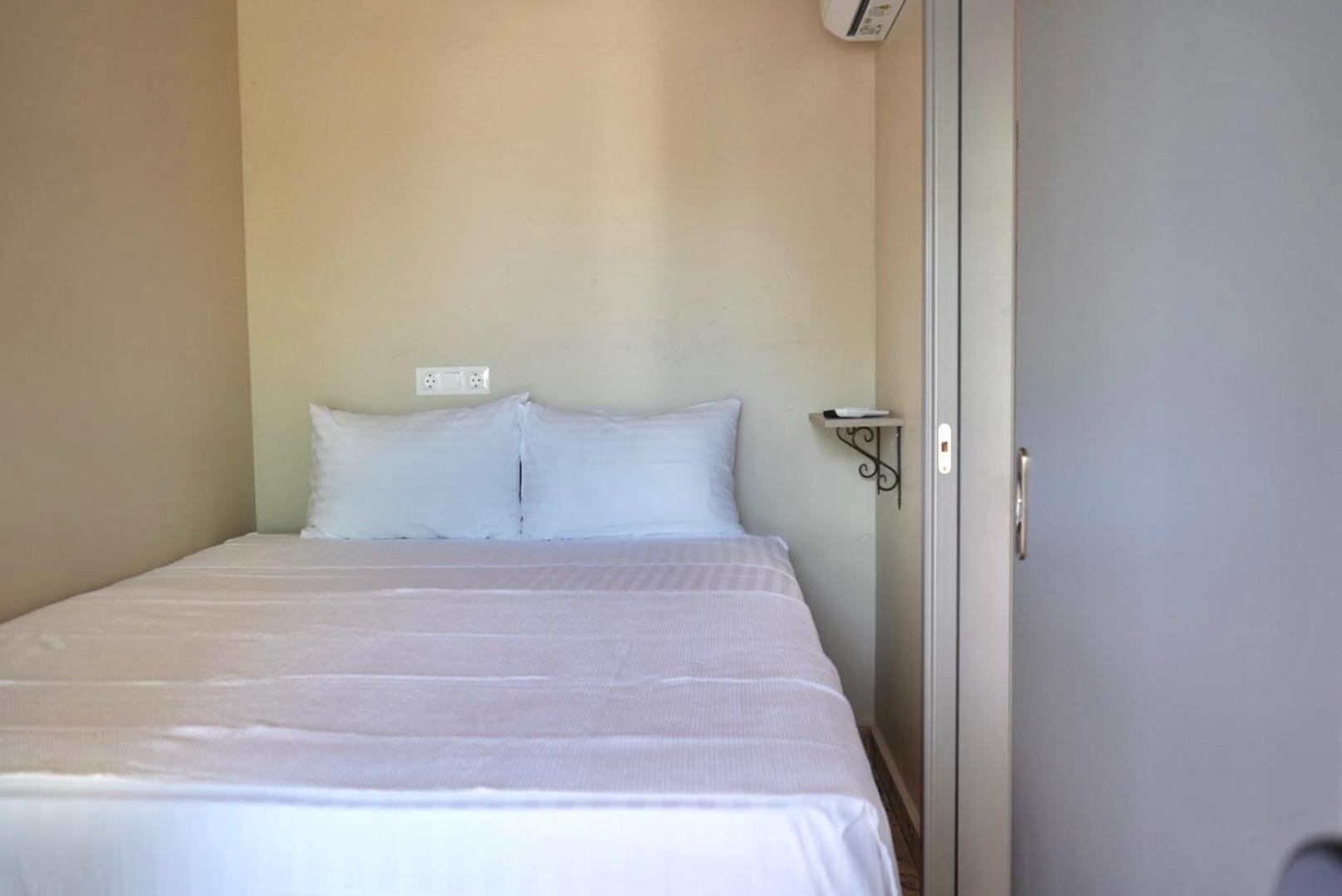 George Suites Stegna Archangelos  Exterior photo